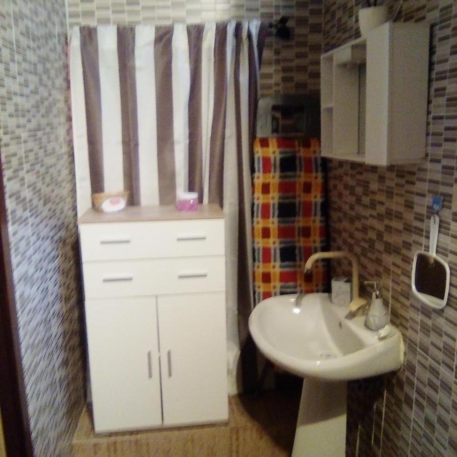 Al Mare, Al Sole, Si', Ma Nella Casa Del Minatore บุจแจร์รุ ภายนอก รูปภาพ