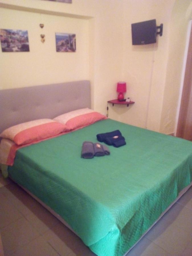 Al Mare, Al Sole, Si', Ma Nella Casa Del Minatore บุจแจร์รุ ภายนอก รูปภาพ
