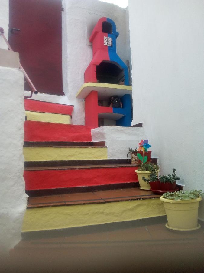 Al Mare, Al Sole, Si', Ma Nella Casa Del Minatore บุจแจร์รุ ภายนอก รูปภาพ